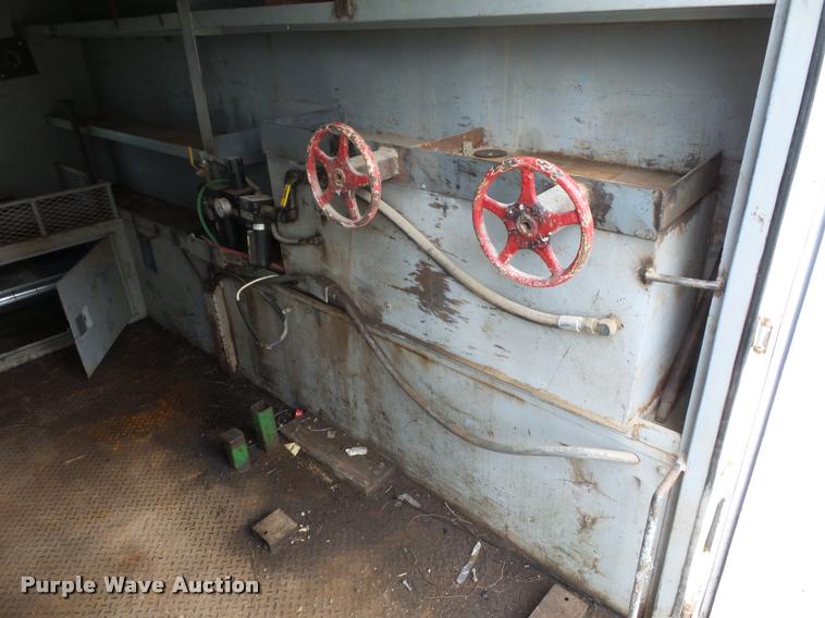 image for item BG9545 1999 Freightliner FL70 utility truck