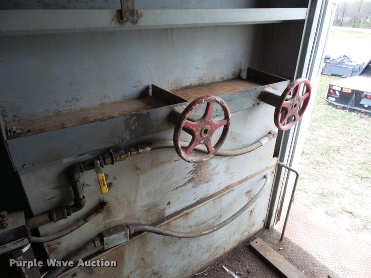 image for item BG9545 1999 Freightliner FL70 utility truck