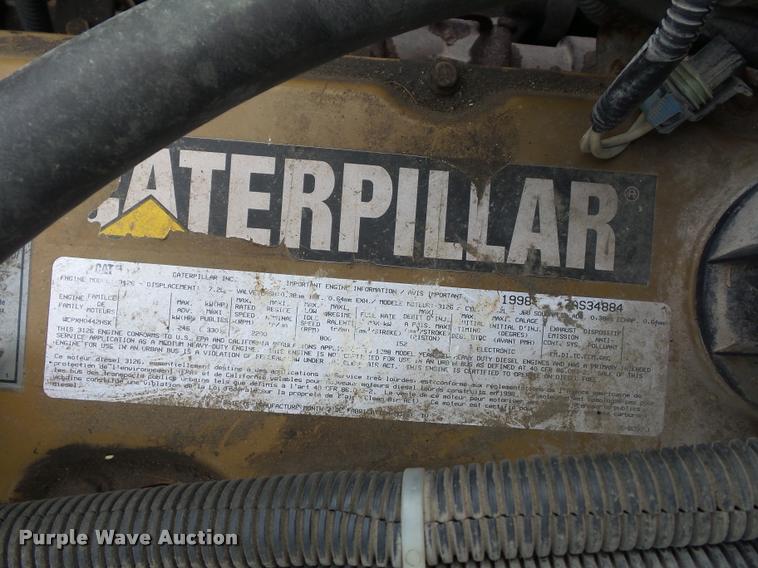 image for item BG9545 1999 Freightliner FL70 utility truck