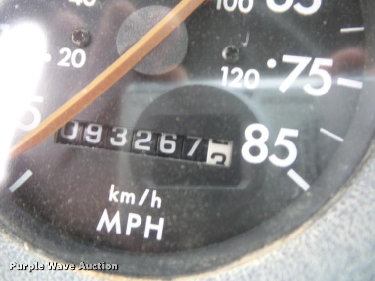 image for item BG9545 1999 Freightliner FL70 utility truck