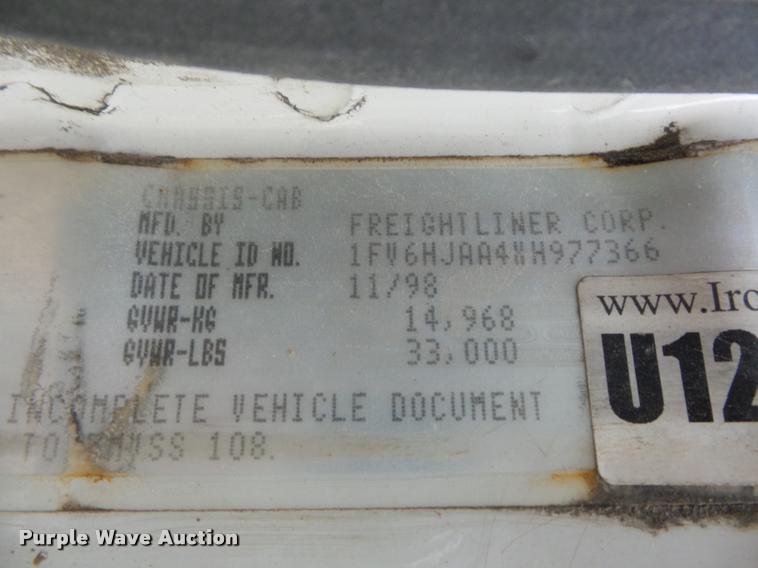 image for item BG9545 1999 Freightliner FL70 utility truck