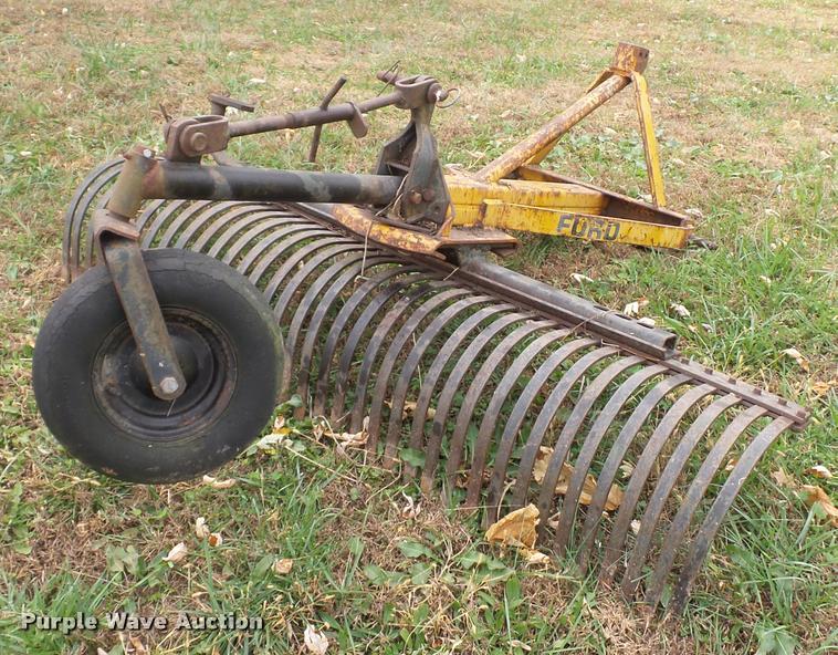 image for item BG9554 Ford rock rake