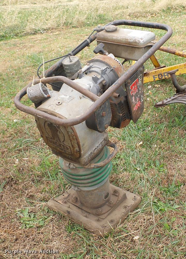 image for item BG9555 Wacker BS105YR compactor