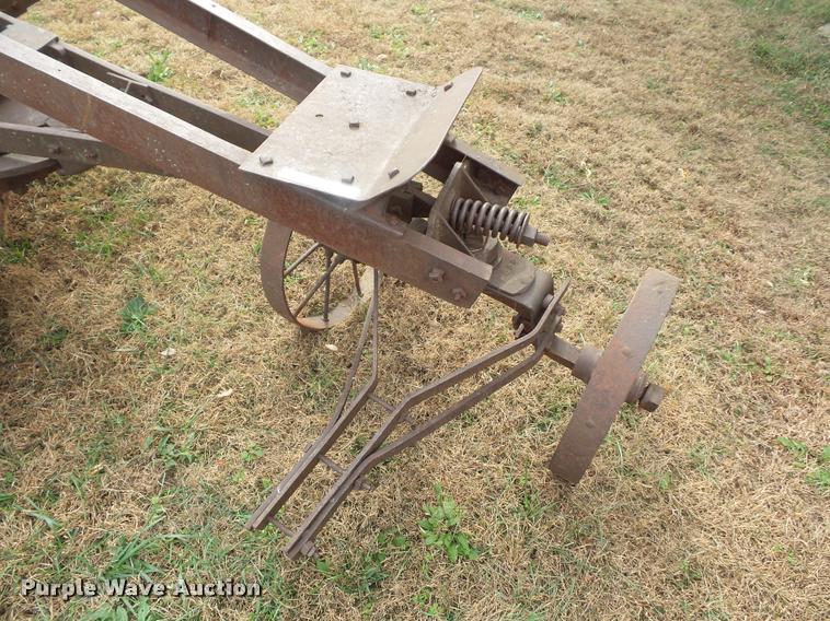 image for item BG9557 Horse drawn grader