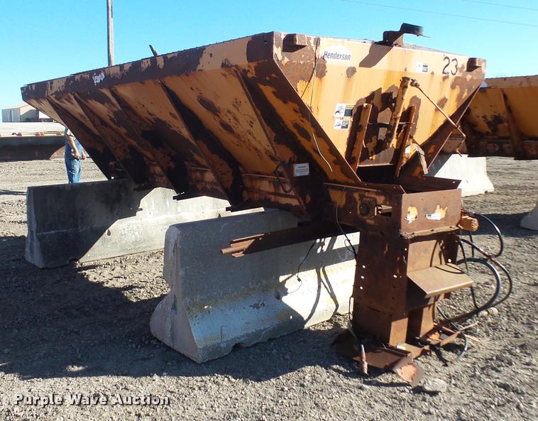 image for item BG9568 Henderson salt spreader