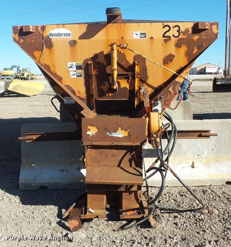 image for item BG9568 Henderson salt spreader