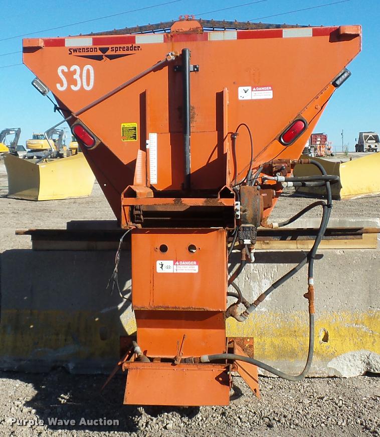 image for item BG9569 Swenson steel salt spreader