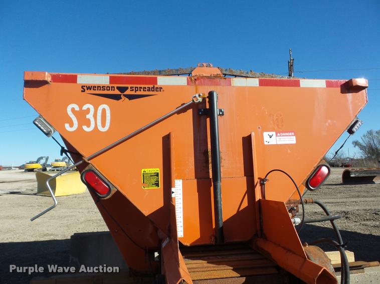 image for item BG9569 Swenson steel salt spreader