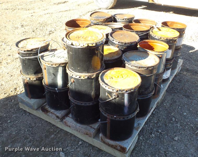 image for item BG9572 Quonset hut building galvanized nuts and bolts