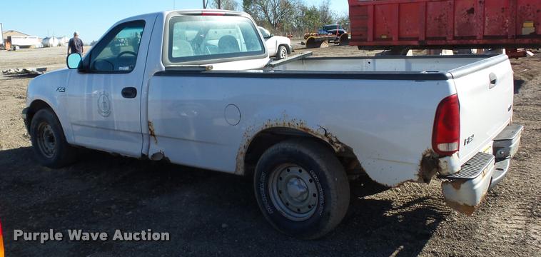 image for item BG9573 1999 Ford F150 pickup truck