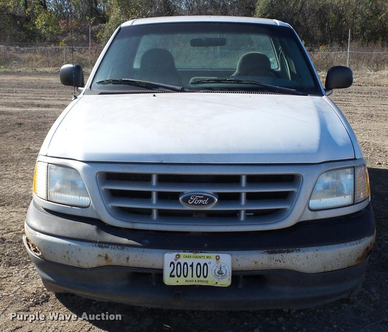 image for item BG9573 1999 Ford F150 pickup truck