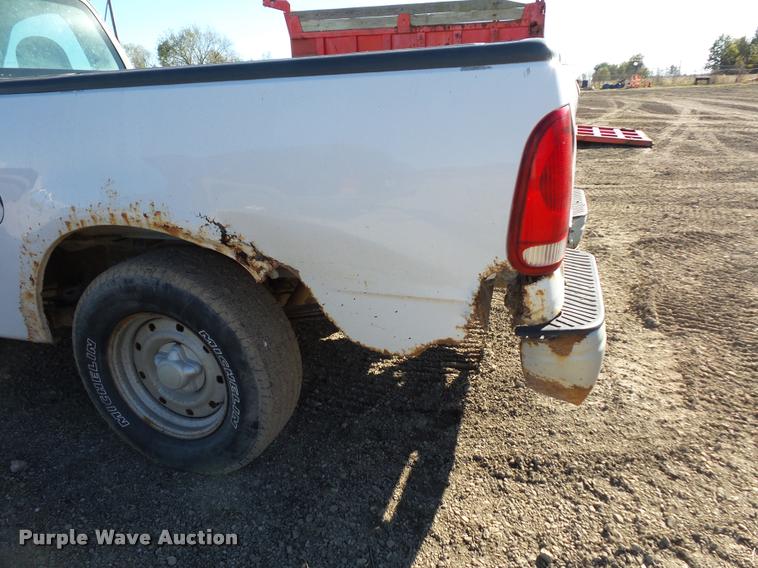 image for item BG9573 1999 Ford F150 pickup truck