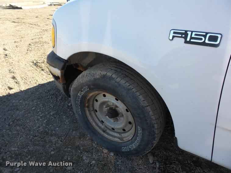 image for item BG9573 1999 Ford F150 pickup truck