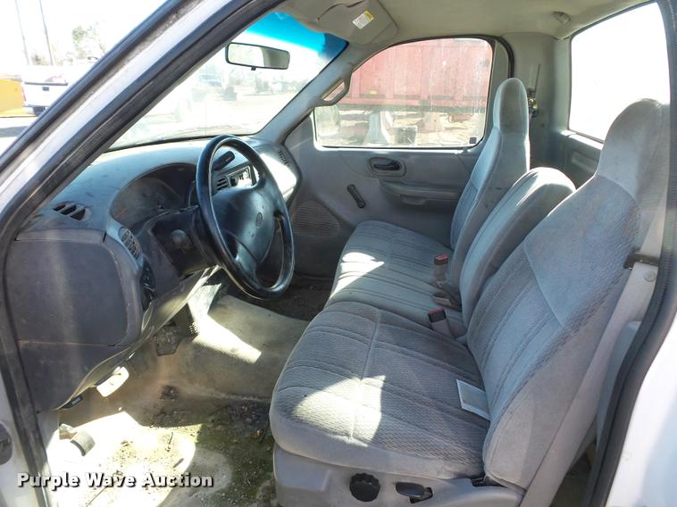 image for item BG9573 1999 Ford F150 pickup truck