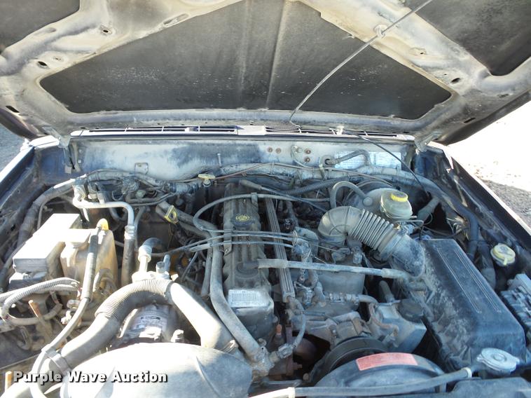 image for item BG9574 1999 Jeep Cherokee SUV