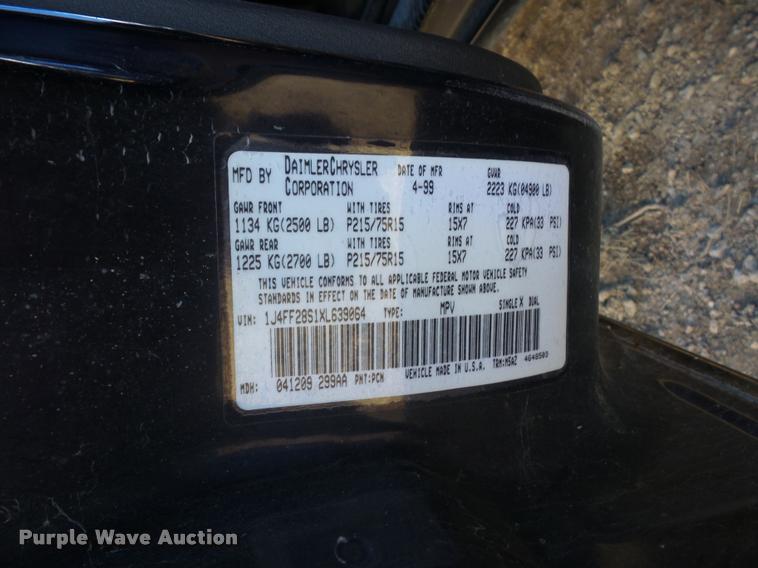 image for item BG9574 1999 Jeep Cherokee SUV