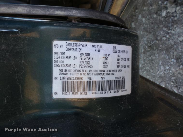 image for item BG9576 1999 Jeep Cherokee SUV