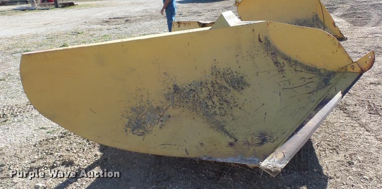image for item BG9580 Balderson V10 V snow plow