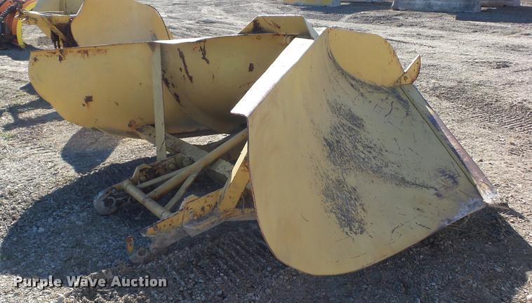 image for item BG9580 Balderson V10 V snow plow