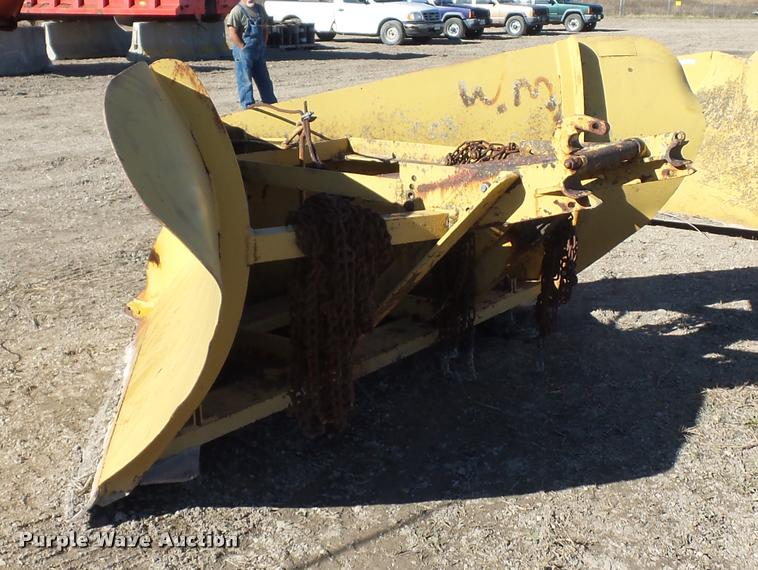 image for item BG9581 Balderson V11 V snow plow