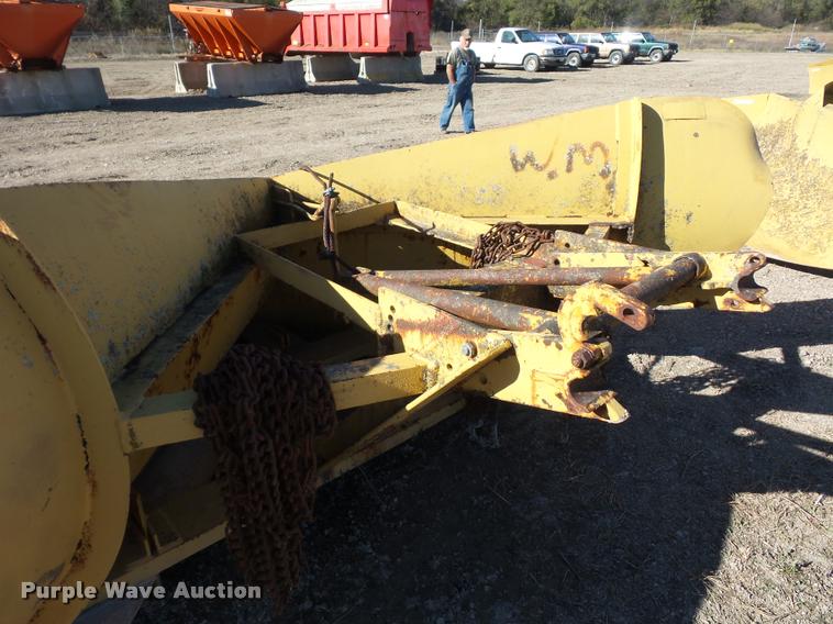 image for item BG9581 Balderson V11 V snow plow