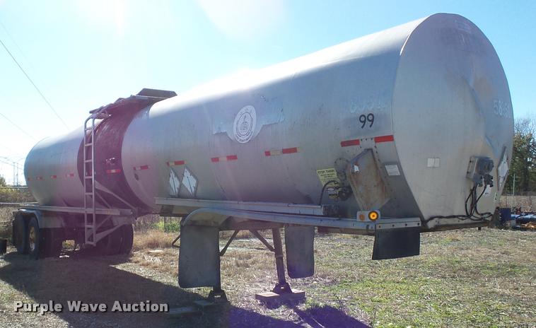 image for item BG9584 1995 Polar tank trailer