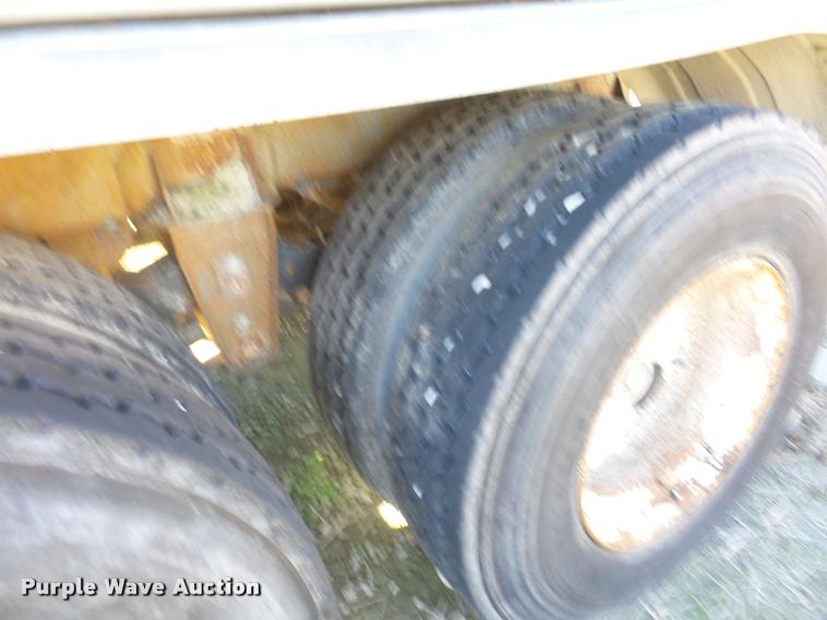 image for item BG9584 1995 Polar tank trailer