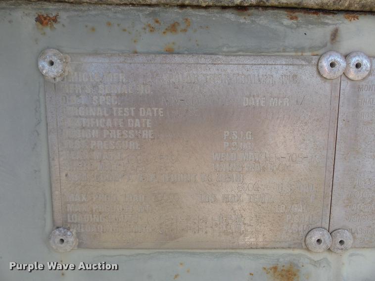 image for item BG9584 1995 Polar tank trailer