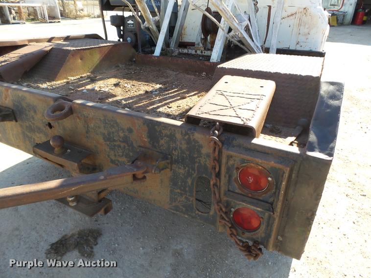 image for item BM9567 1966 Ford F350 tow truck