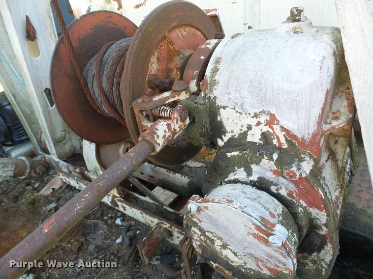 image for item BM9567 1966 Ford F350 tow truck