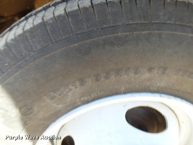 image for item BM9567 1966 Ford F350 tow truck