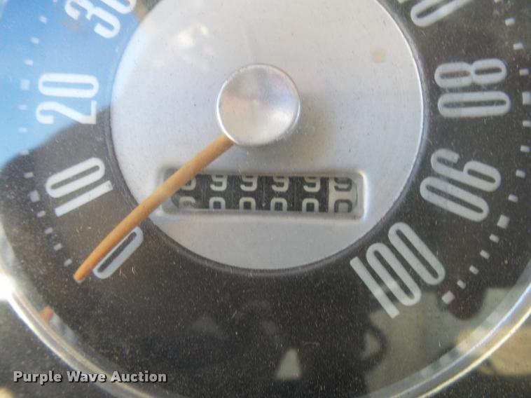 image for item BM9567 1966 Ford F350 tow truck