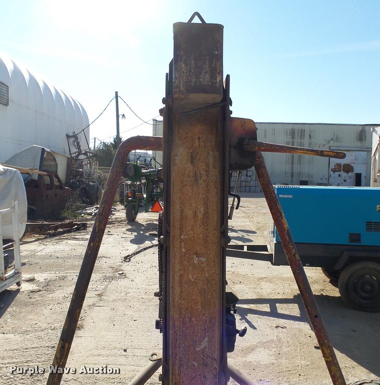 image for item BM9569 Danuser D-6 post driver