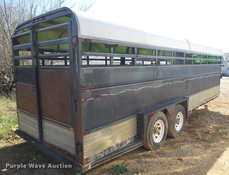 image for item BM9571 1990 Blair livestock trailer