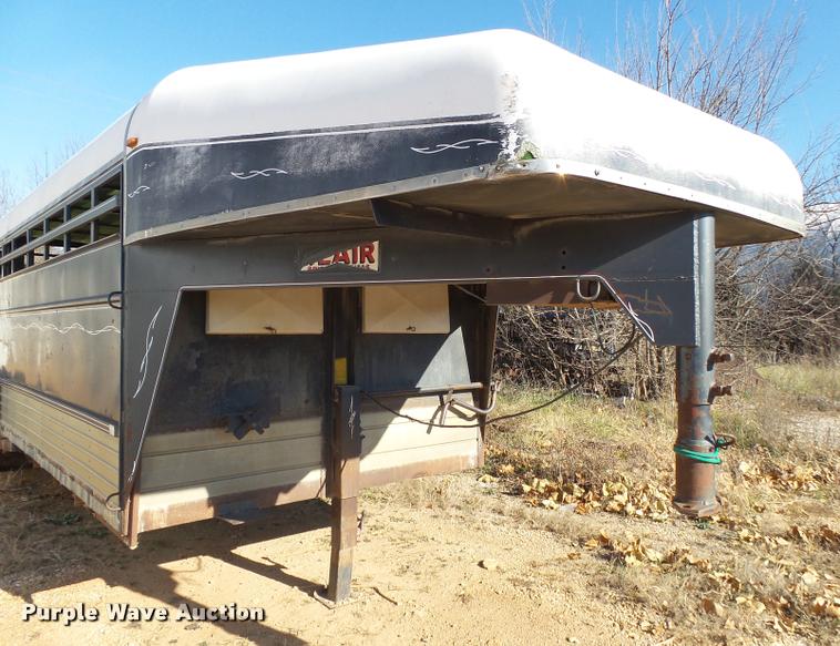 image for item BM9571 1990 Blair livestock trailer