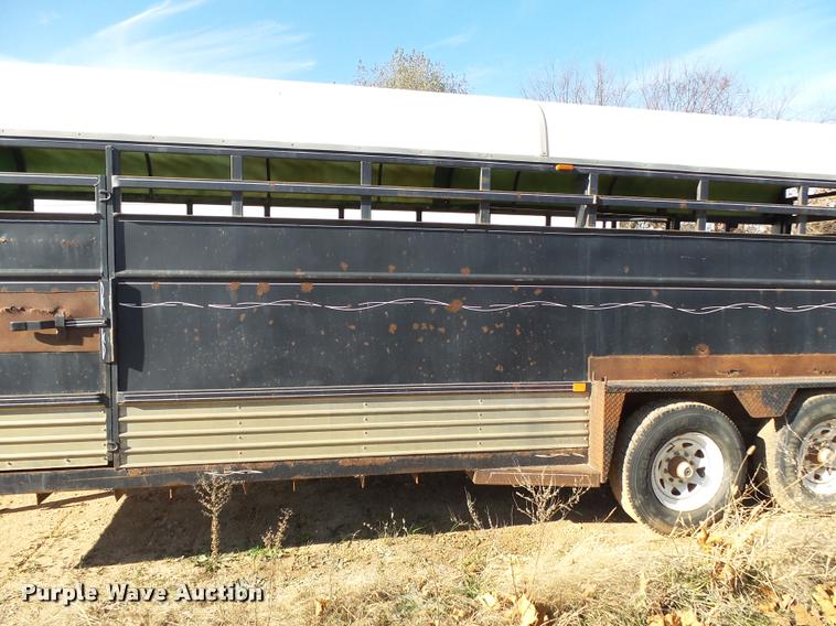 image for item BM9571 1990 Blair livestock trailer