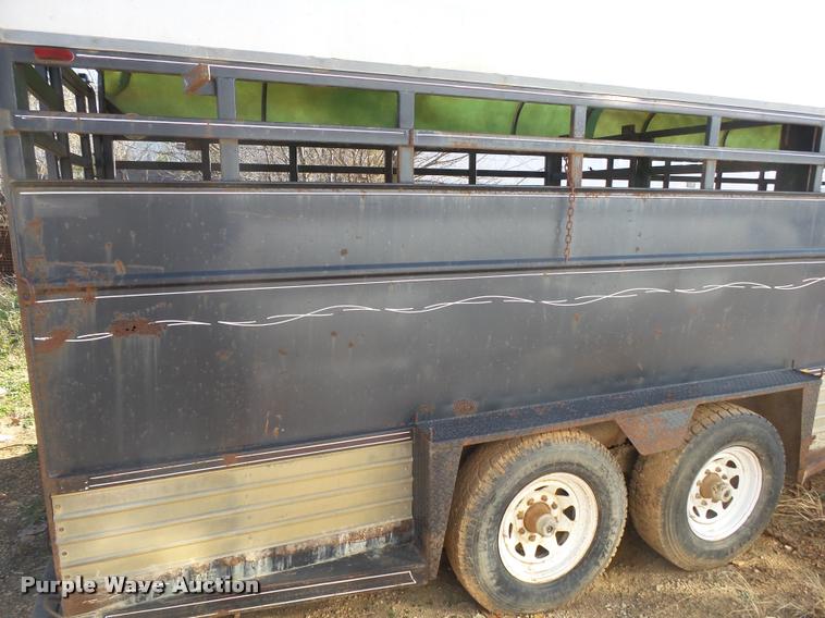 image for item BM9571 1990 Blair livestock trailer