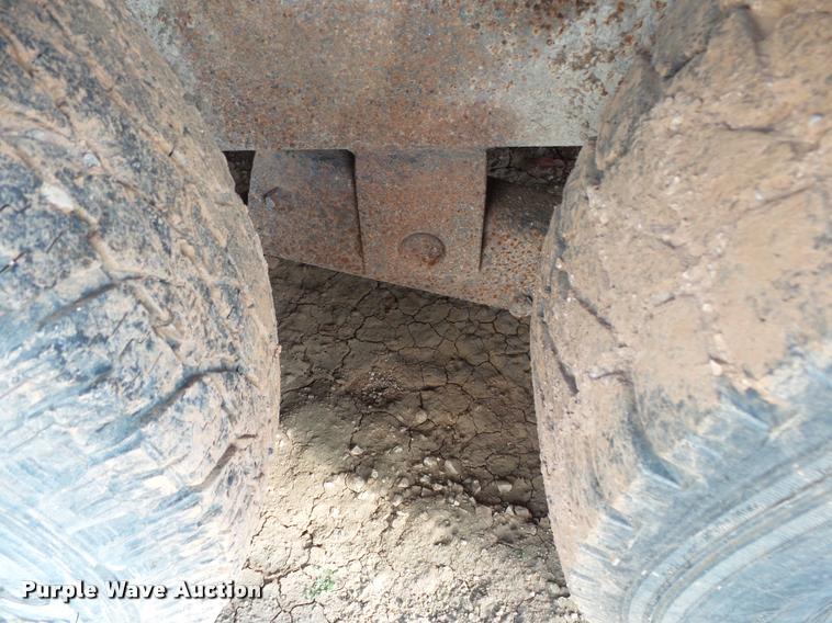 image for item BM9571 1990 Blair livestock trailer