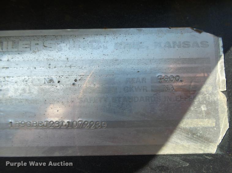 image for item BM9571 1990 Blair livestock trailer