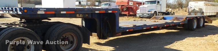 image for item BM9572 1997 Clark CPDFRT-97 double drop deck trailer