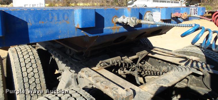 image for item BM9572 1997 Clark CPDFRT-97 double drop deck trailer