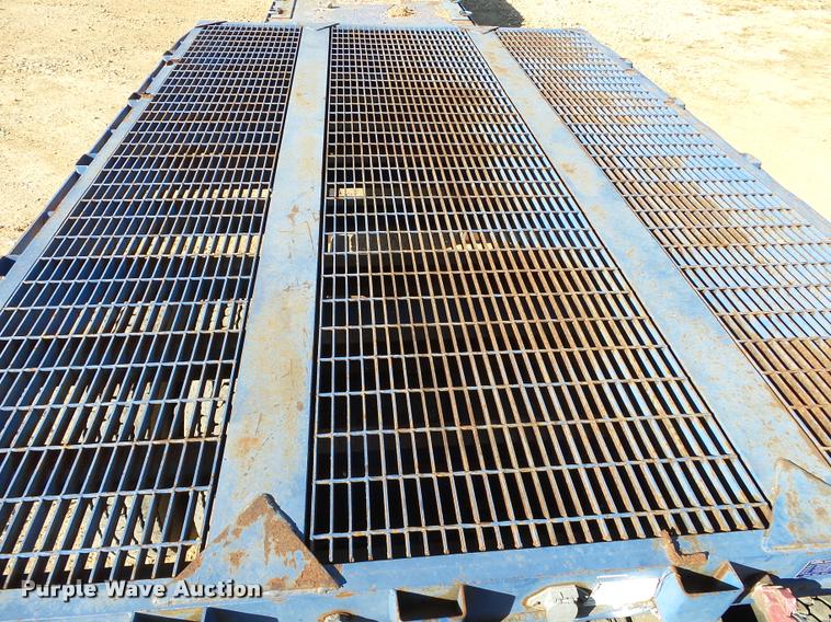 image for item BM9572 1997 Clark CPDFRT-97 double drop deck trailer