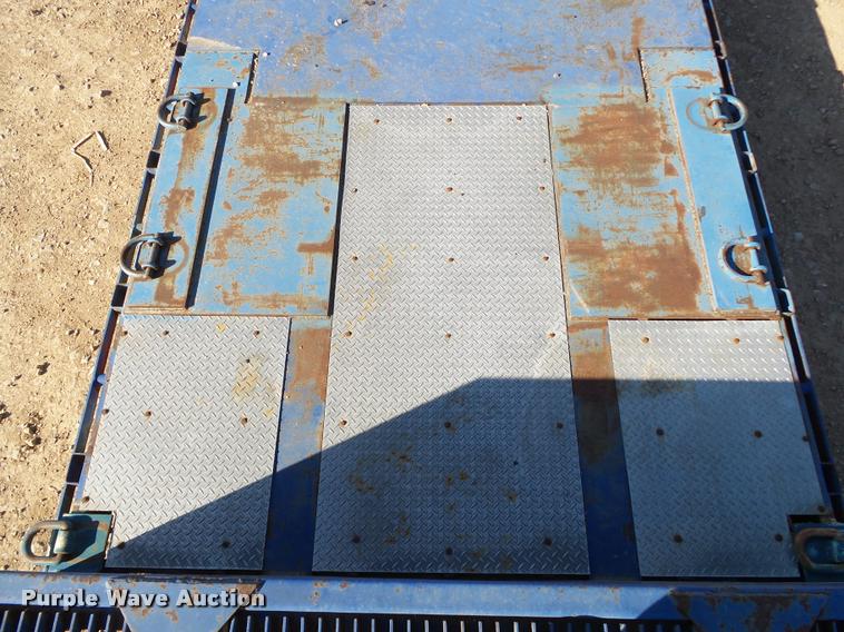 image for item BM9572 1997 Clark CPDFRT-97 double drop deck trailer