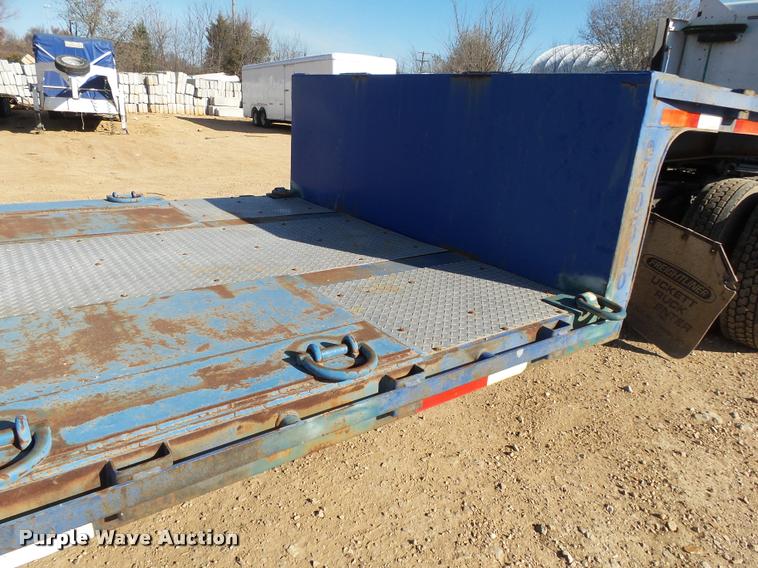 image for item BM9572 1997 Clark CPDFRT-97 double drop deck trailer