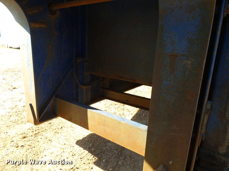 image for item BM9572 1997 Clark CPDFRT-97 double drop deck trailer