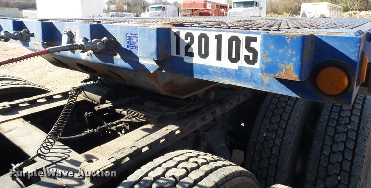 image for item BM9572 1997 Clark CPDFRT-97 double drop deck trailer