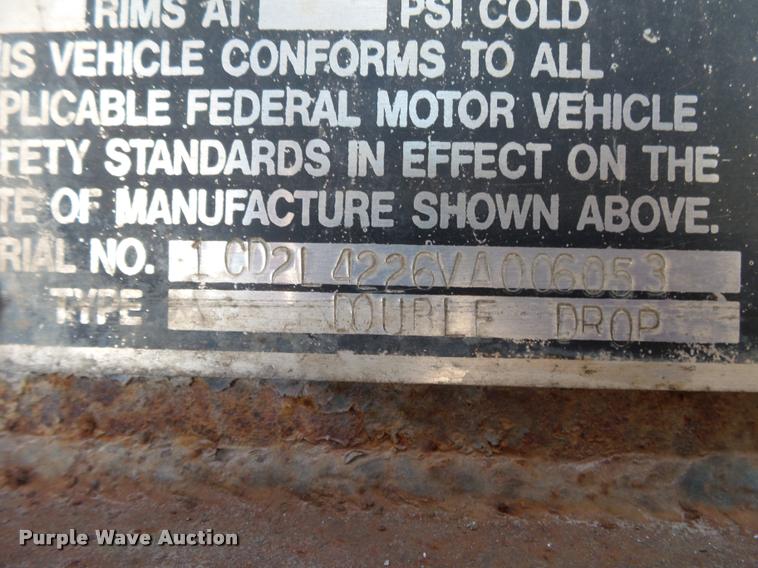 image for item BM9572 1997 Clark CPDFRT-97 double drop deck trailer