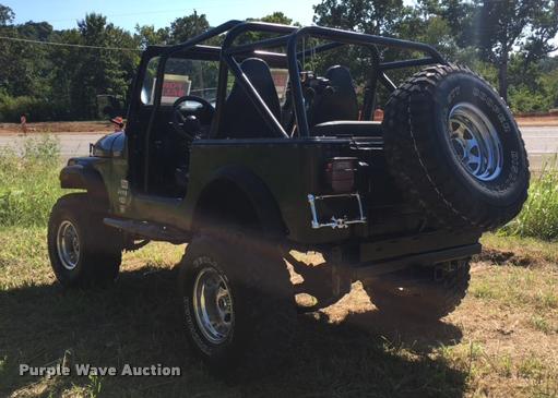 image for item BM9575 1985 Jeep CJ7 SUV