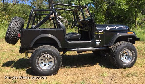 image for item BM9575 1985 Jeep CJ7 SUV