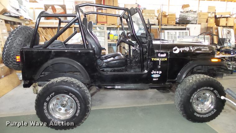 image for item BM9575 1985 Jeep CJ7 SUV